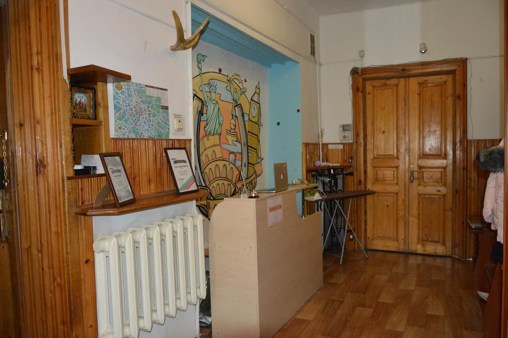 Lviv Lucky Hostel Exterior foto