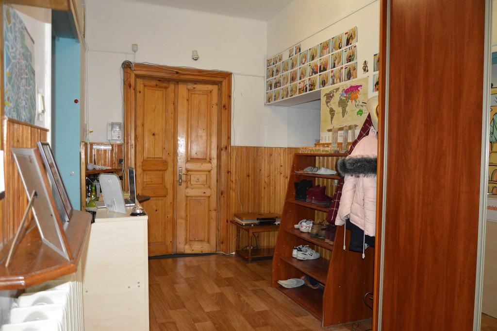 Lviv Lucky Hostel Exterior foto
